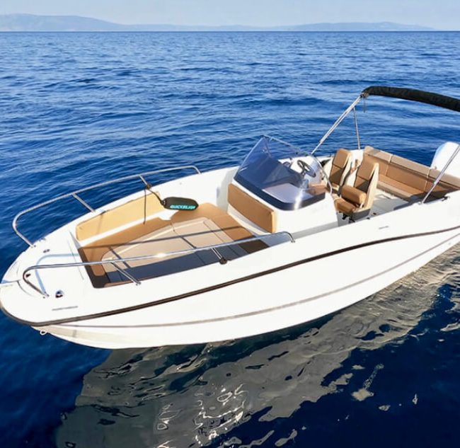 Quicksilver kleine speedboot huren Ibiza